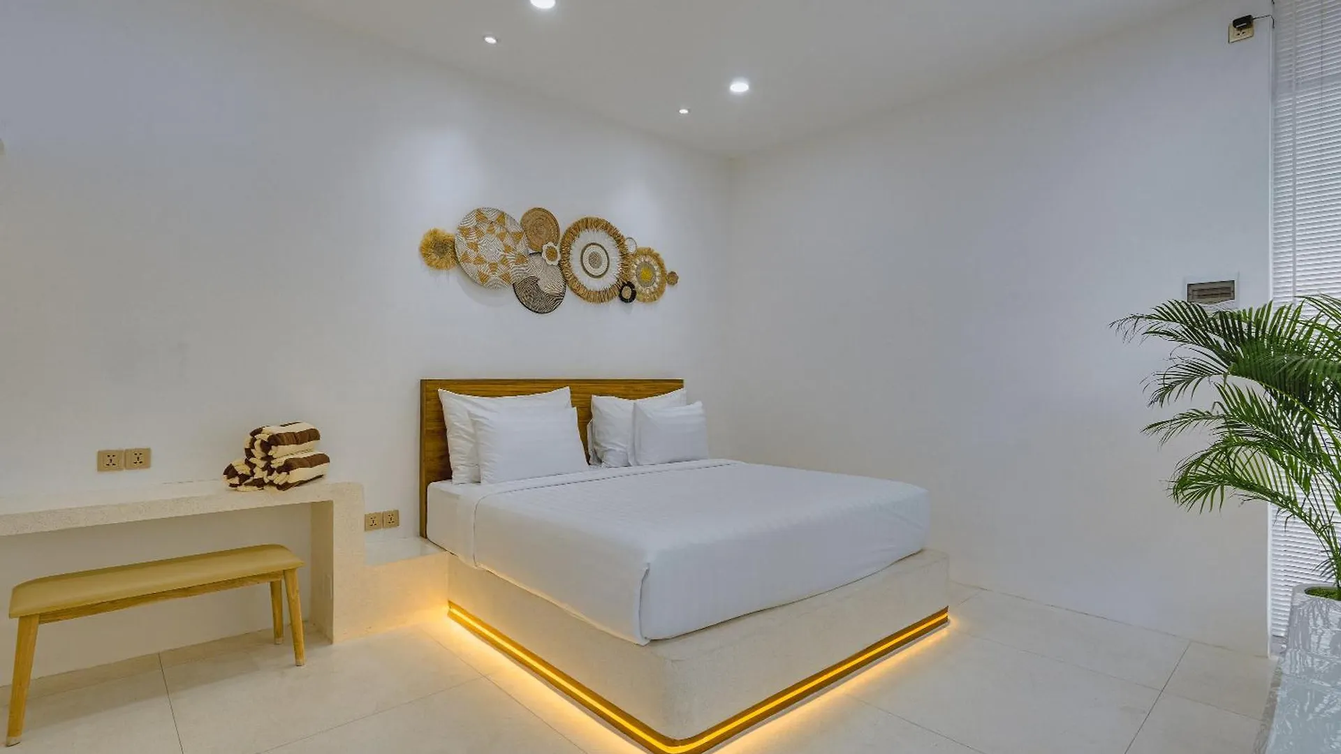 Spacious 3Br Villa Paddy With Rooftop Near Seminyak Kerobokan